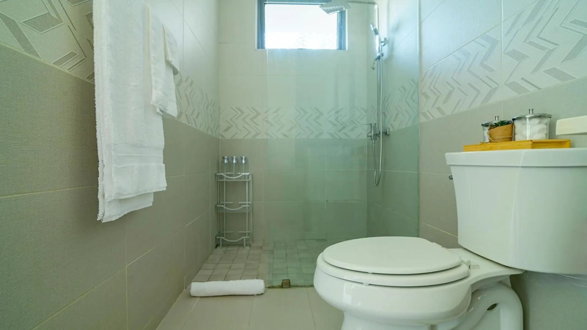 Apartment Parkhurst 303 King Bed Pool And Gym Kingston